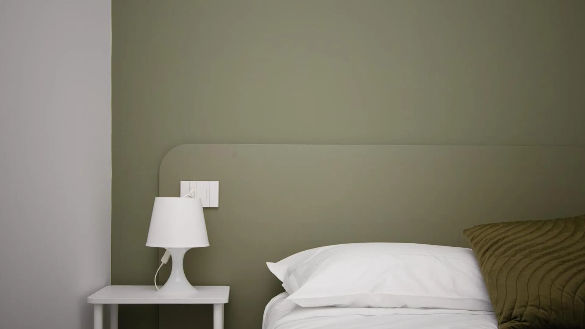 Green Suites In Financial District 4 Pax Milan Italy